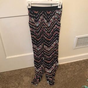 Floral lightweight pants
